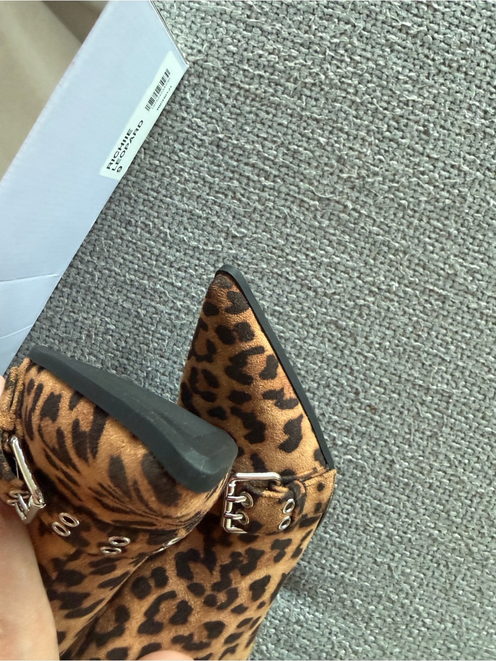 Madden Girl Richie Leopard Pointed Toe Kitten Heel Booties 9 BNIB - Picture 11 of 16